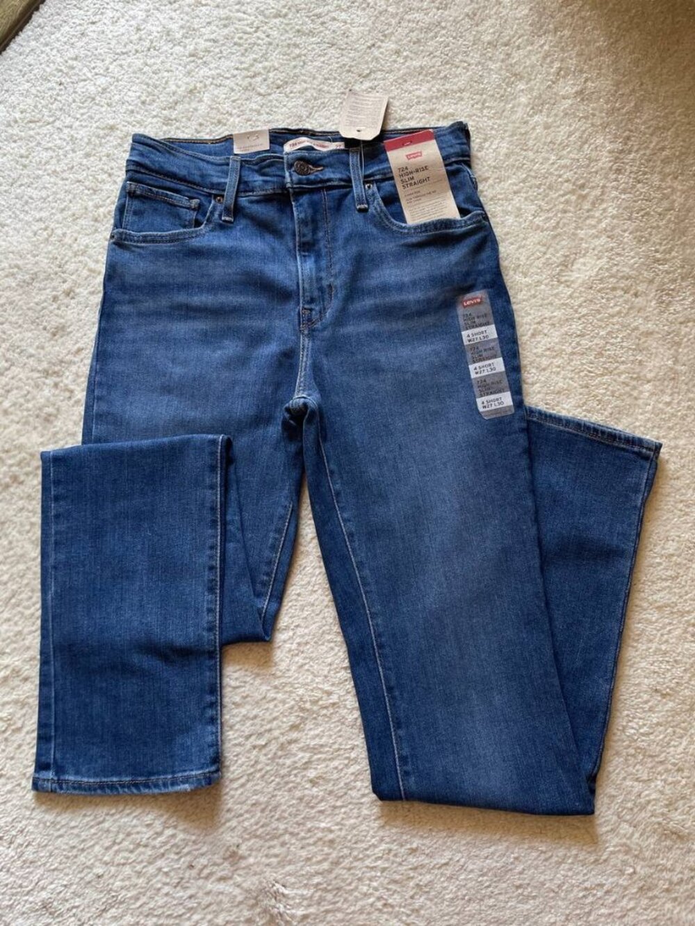 NWT Levi's 724 High Rise Slim Straight Women's Jeans Size 27/30